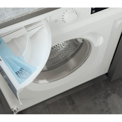 Hotpoint Integrated Washing Machine 7kg 1400rpm BI WMHG 71483 UK